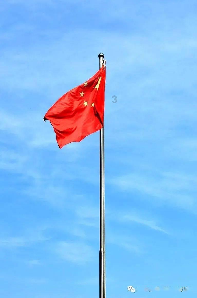 迷路的可爱男孩